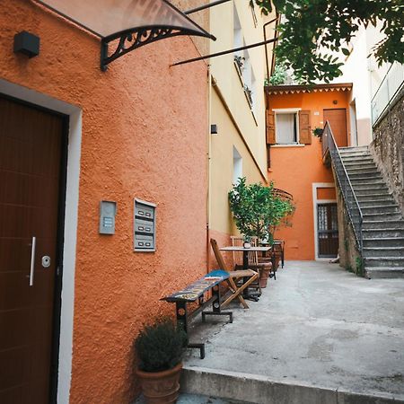 The Lake Room Torbole Sul Garda Exterior photo